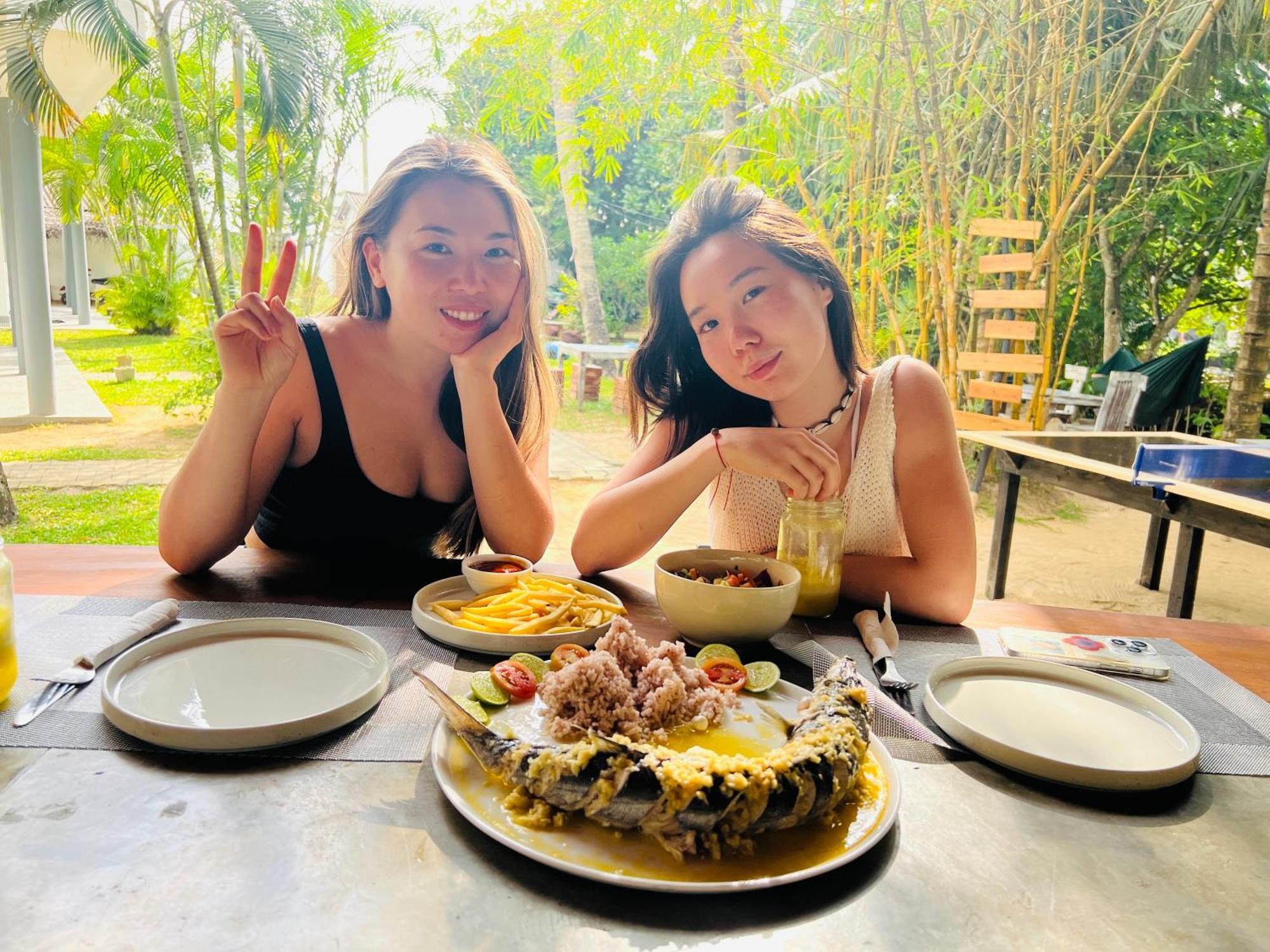 Pineapple Surf Hotel อาฮานกามา ภายนอก รูปภาพ